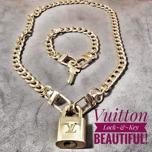 #318 Authentic LOUIS VUITTON Lock Key Set Padlock Brass Bracelet Chain Necklace